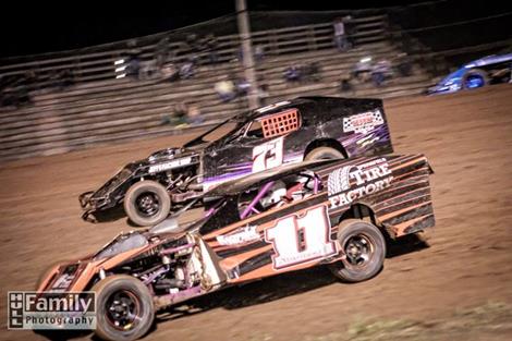 CGS Hopes To Have Another Tight IMCA Modified Point Battle In 2014