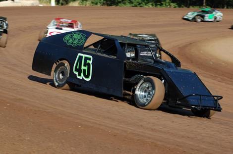 IMCA Modifieds To Support Herz Precision Parts CGS Wingless Nationals